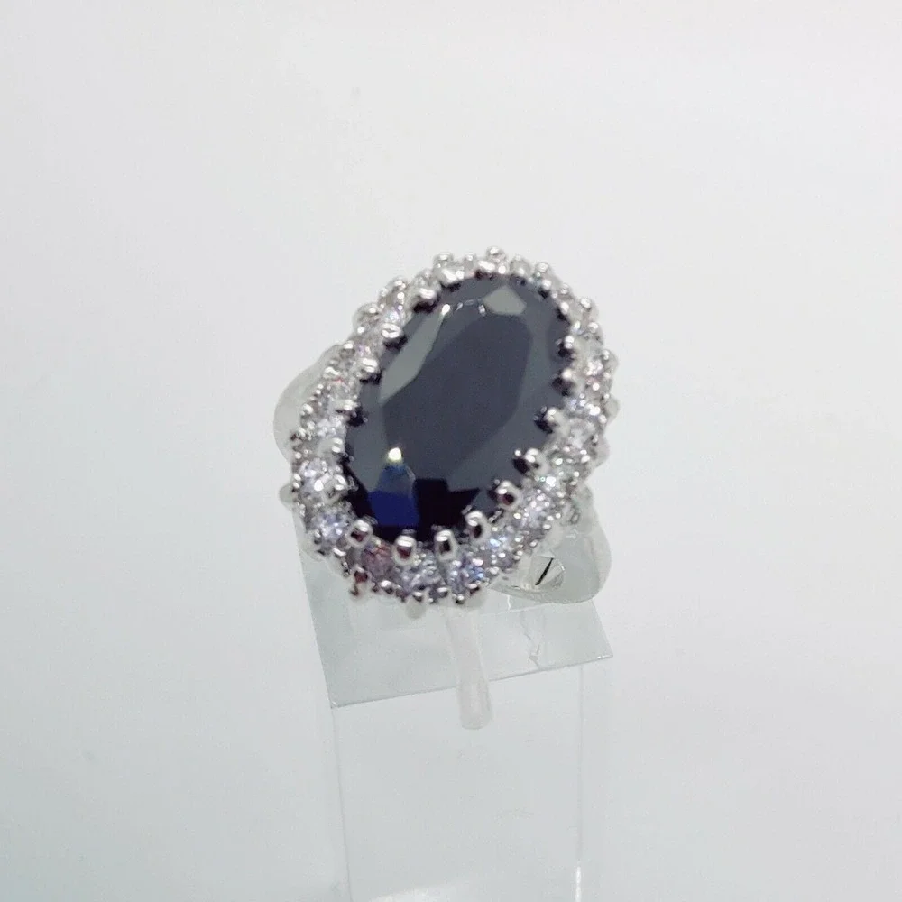 Oval Cut Black Gem CZ Halo Silver Tone Size 9 Statement Womens Cocktail‎ Ring